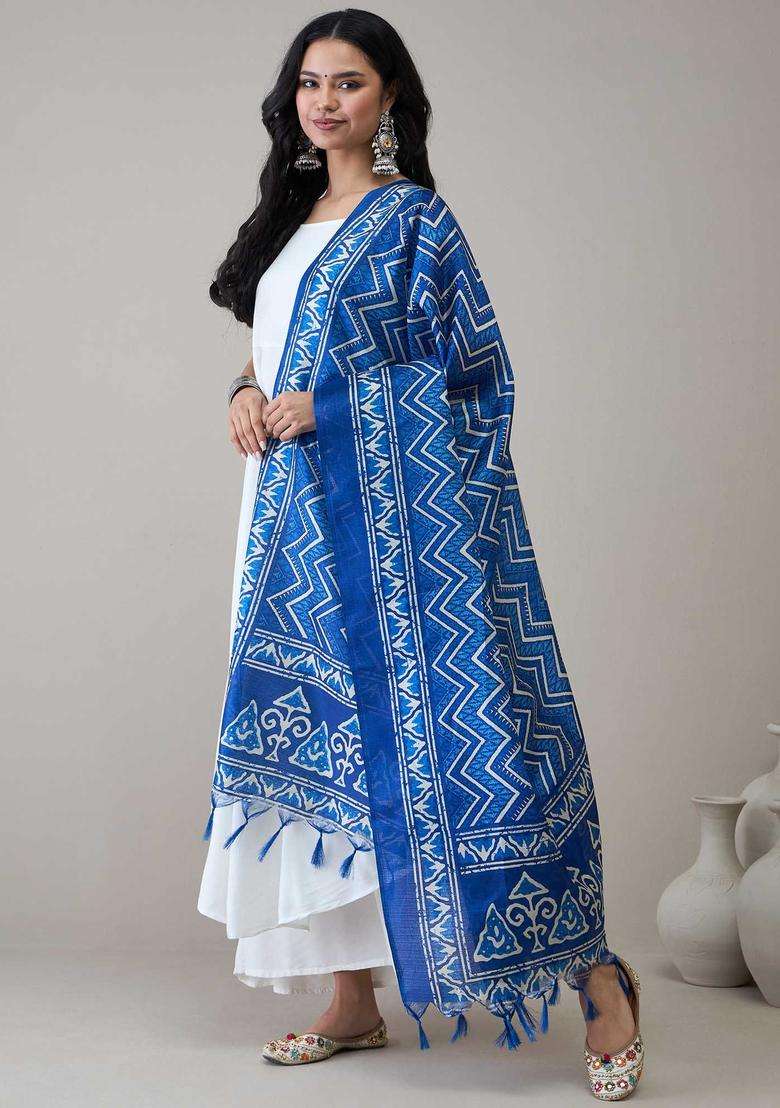 White Solid Viscose Kurta Set - Indya