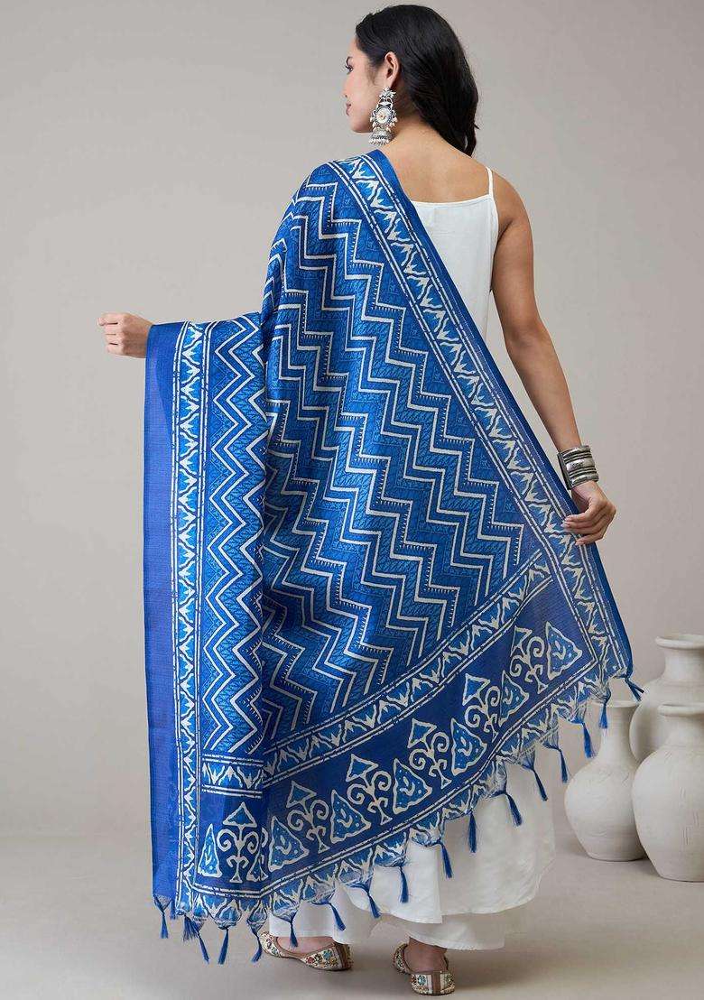 White Solid Viscose Kurta Set - Indya