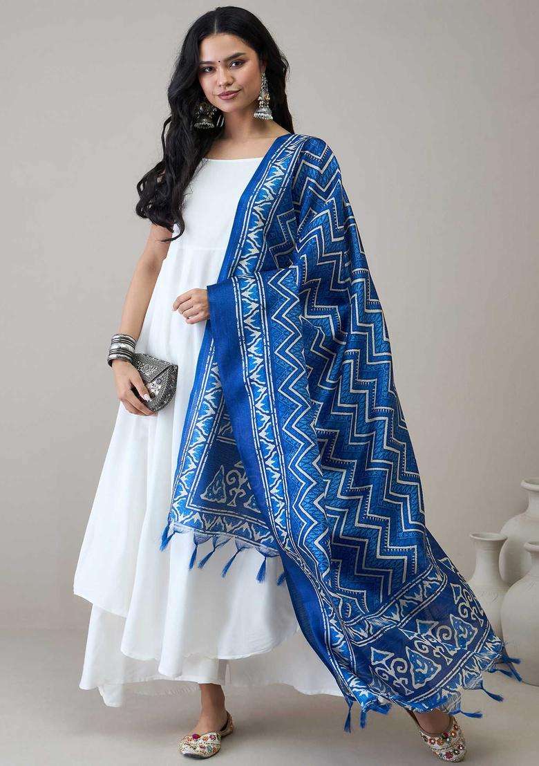 White Solid Viscose Kurta Set - Indya