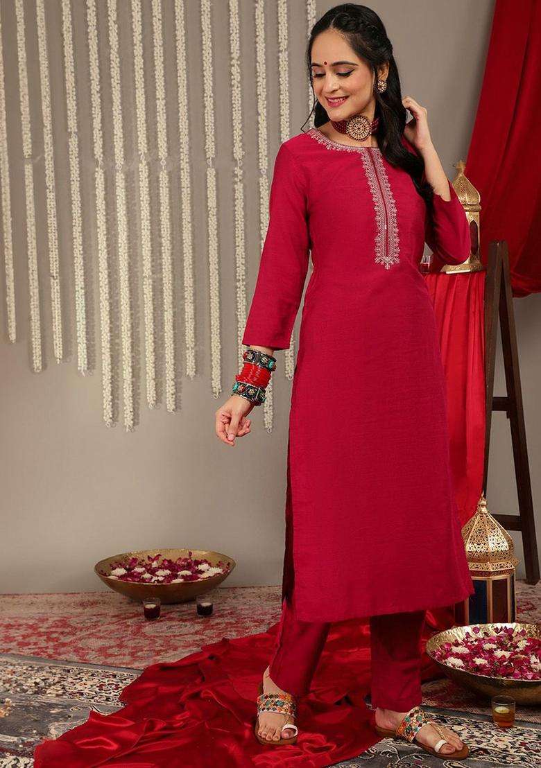 Magenta Solid Silk Blend Kurta Set - Indya