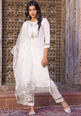 Off White Embroidered Silk Blend Kurta Set