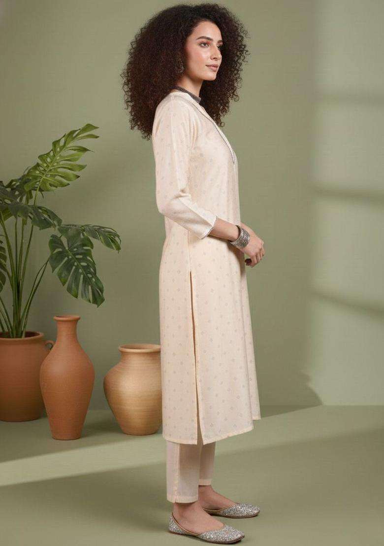 Off White Printed Silk Blend Kurta Set - Indya