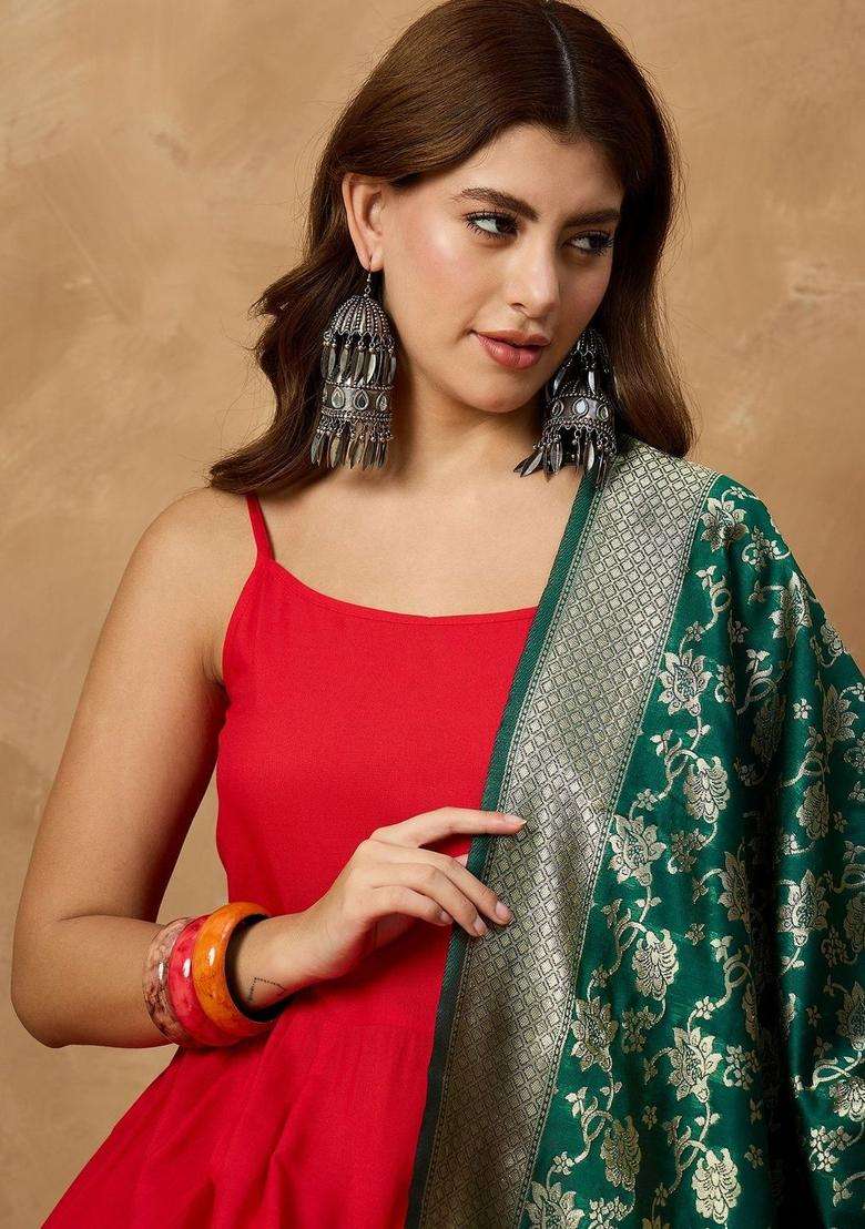 Red Solid Viscose Kurta Set - Indya