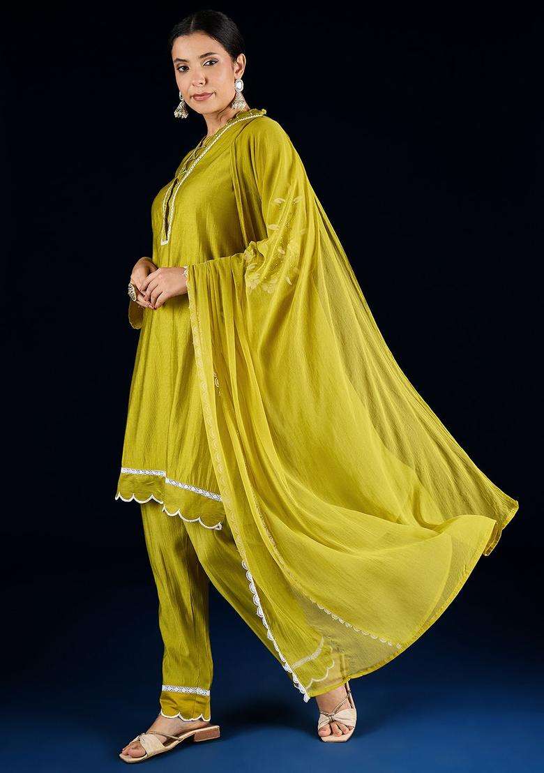 Green Solid Silk Blend Kurta Set - Indya