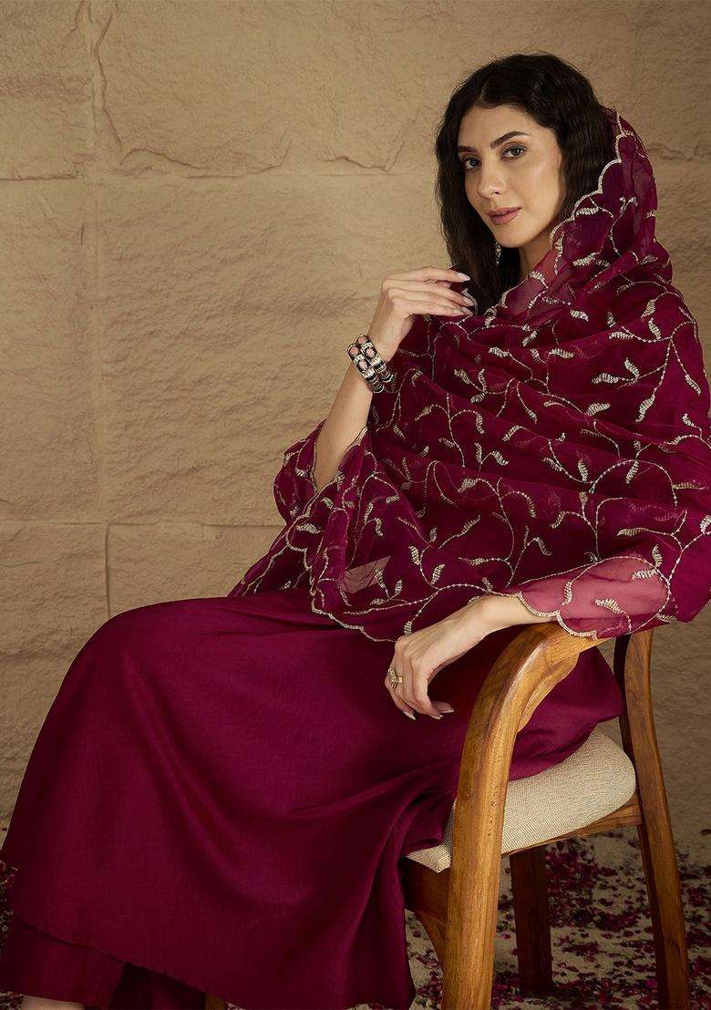 Maroon Solid Silk Blend Kurta Set - Indya