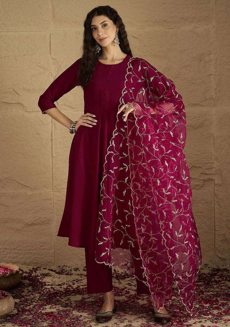 Maroon Solid Silk Blend Kurta Set - Indya
