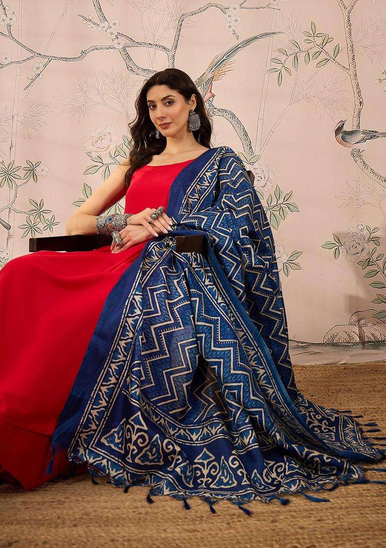 Red Solid Viscose Kurta Set - Indya
