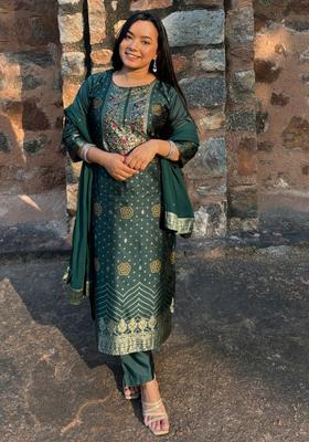 Green Woven Design Silk Blend Kurta Set