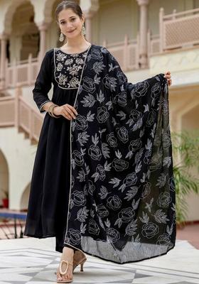 Black Embroidered Chinon Kurta Set