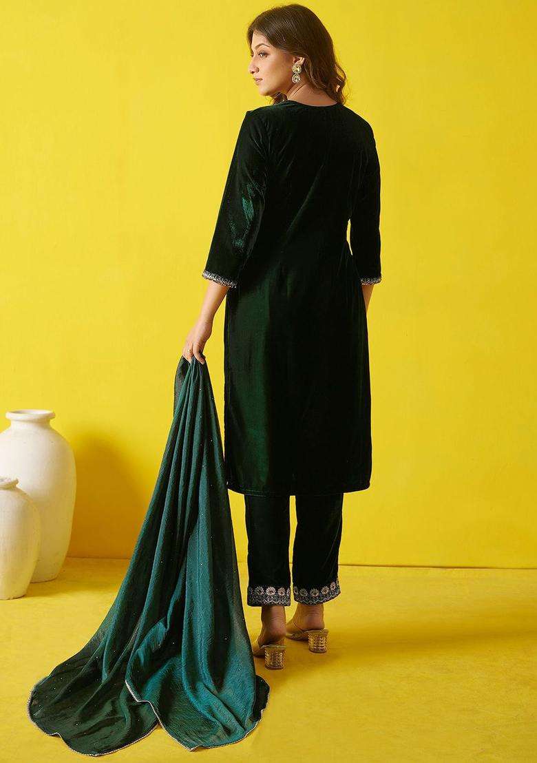 Green Embroidered Velvet Kurta Set - Indya