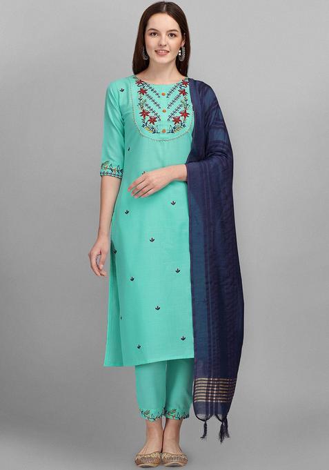 Green Embroidered Cotton Kurta Set — view on Indya