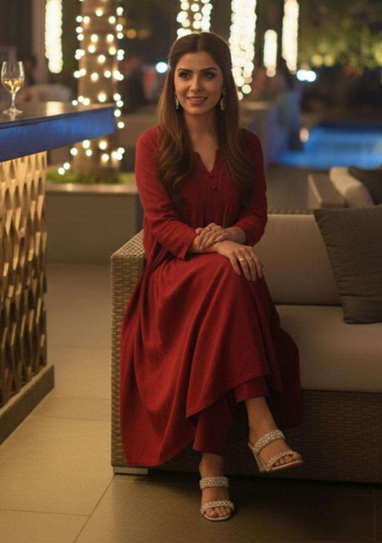 Red Solid Viscose Kurta Set - Indya