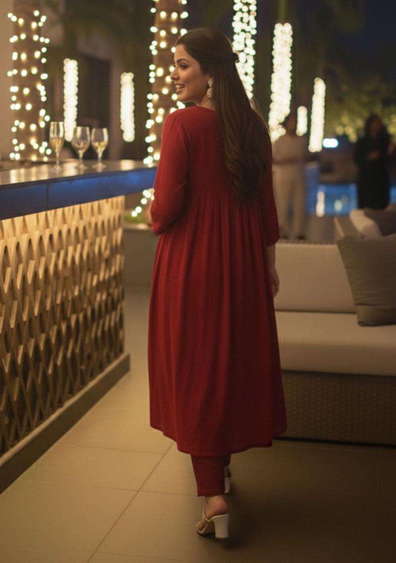 Red Solid Viscose Kurta Set - Indya