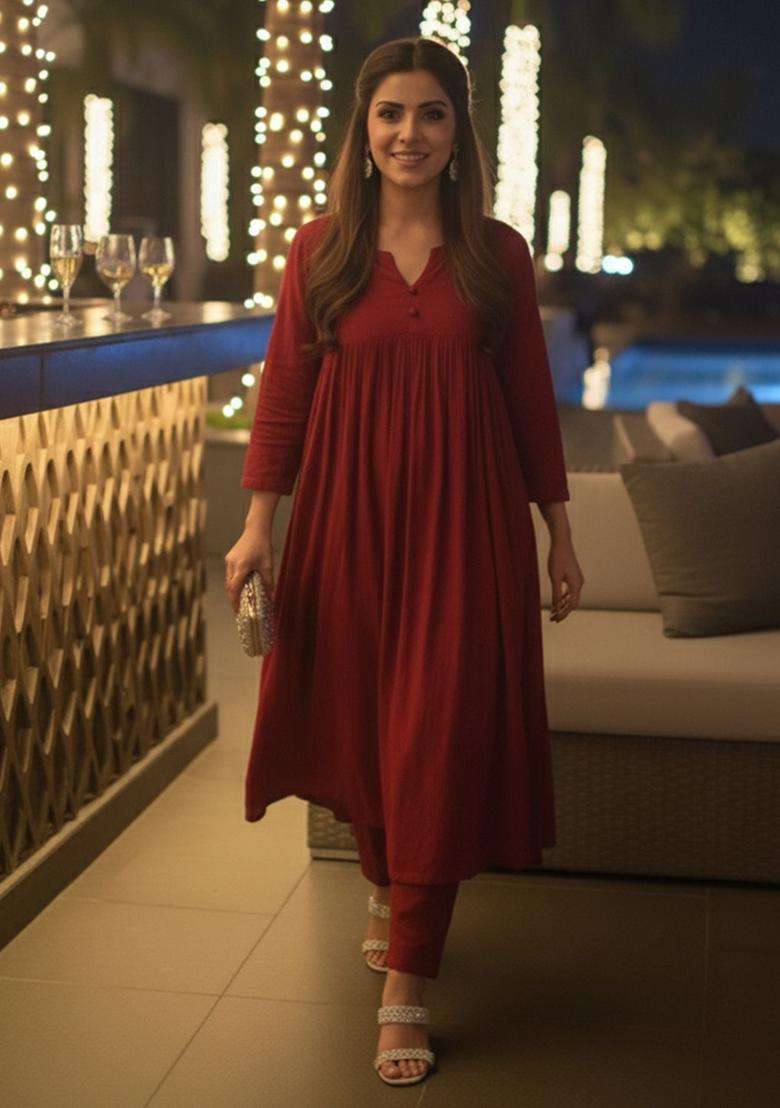 Red Solid Viscose Kurta Set - Indya