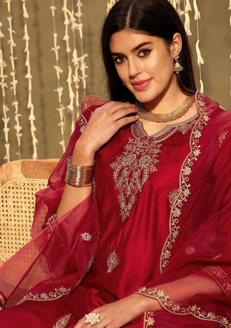 Red Embroidered Silk Blend Kurta Set - Indya