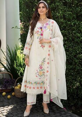 Off White Embroidered Cotton Kurta Set