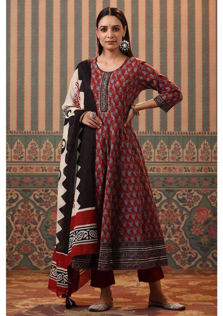 Maroon Printed Cotton Kurta Set - Indya