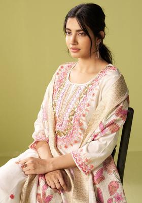Off White Embroidered Silk Blend Kurta Set