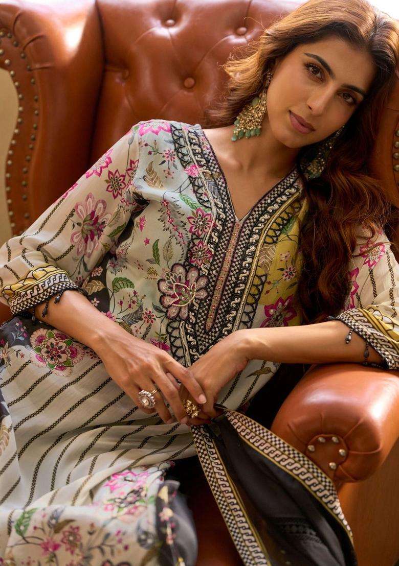 Off White Printed Silk Blend Kurta Set - Indya