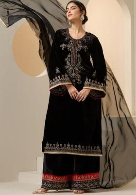 Black Embroidered Velvet Kurta Set