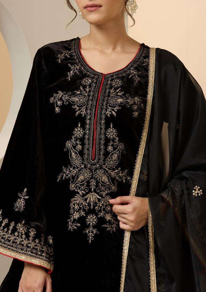 Black Embroidered Velvet Kurta Set - Indya