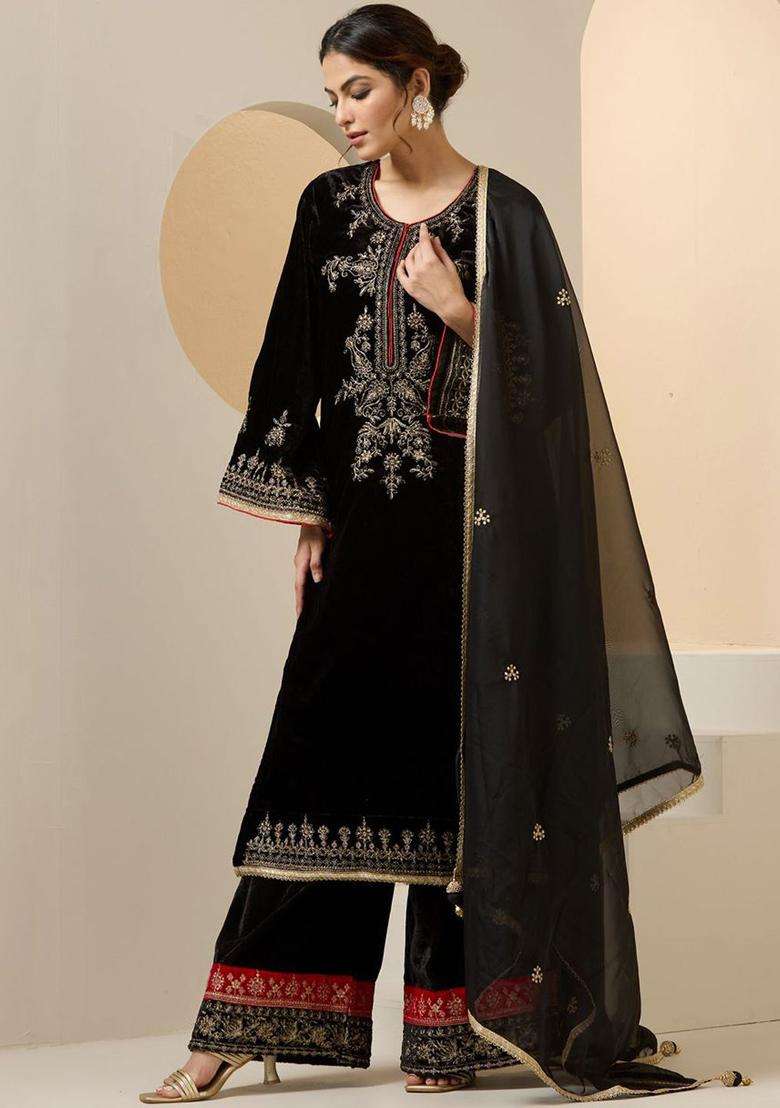 Black Embroidered Velvet Kurta Set - Indya