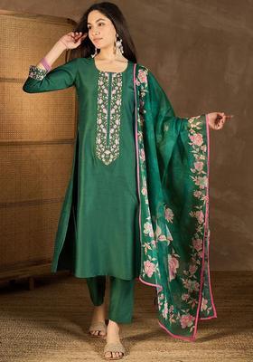 Green Yoke Design Silk Blend Kurta Set