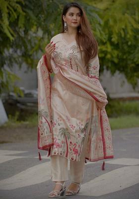 Cream Embroidered Silk Blend Kurta Set
