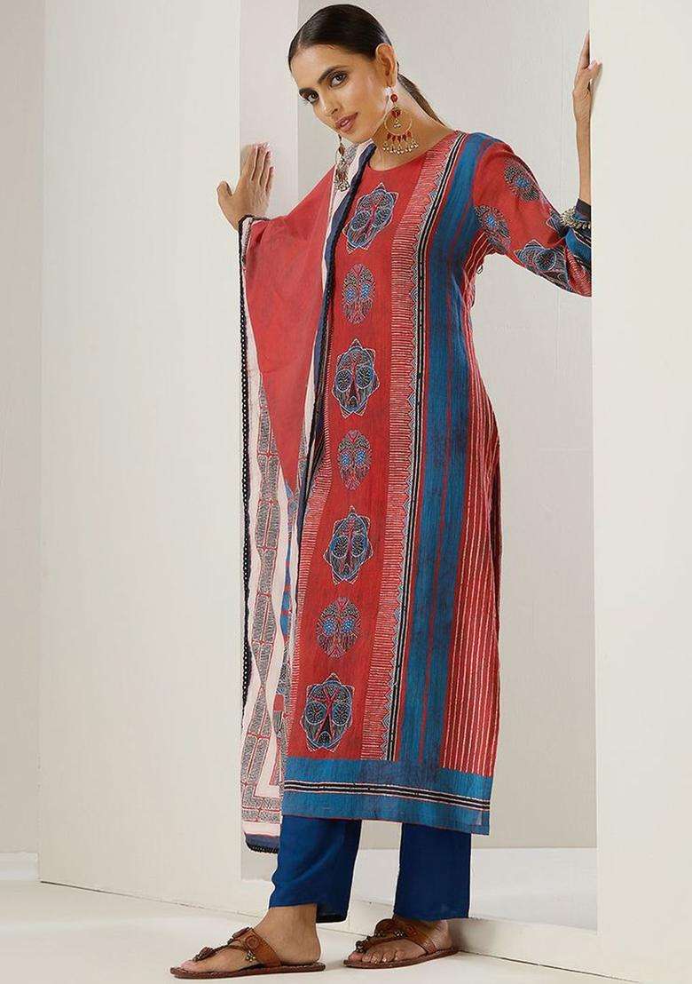 Red Printed Silk Blend Kurta Set - Indya