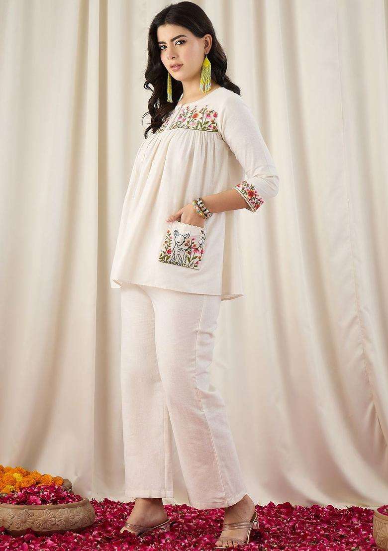 Off White Embroidered Cotton Kurta Set - Indya