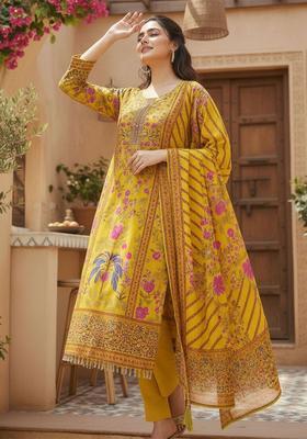 Yellow Printed Silk Blend Kurta Set