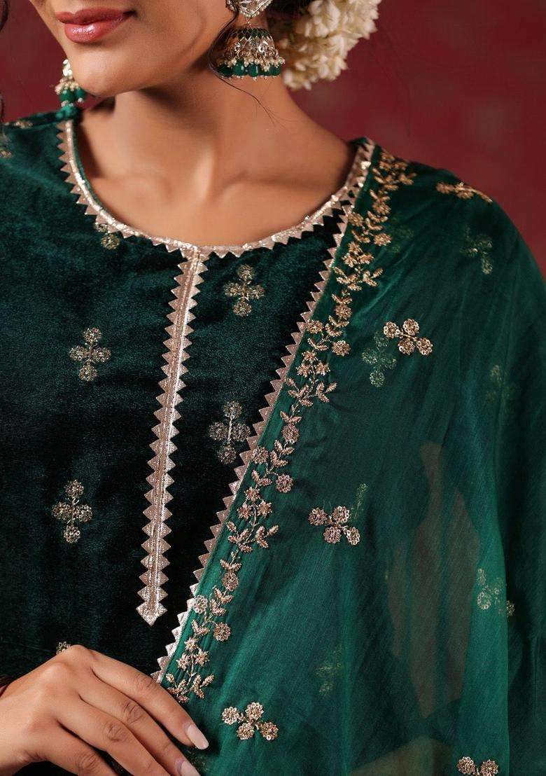 Green Embroidered Velvet Kurta Set - Indya