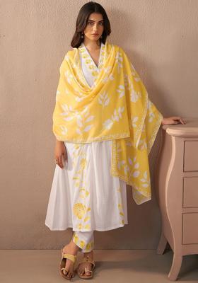 Off White Embroidered Cotton Kurta Set