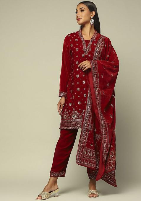 Red Printed Polyester Kurta Set — view on Indya