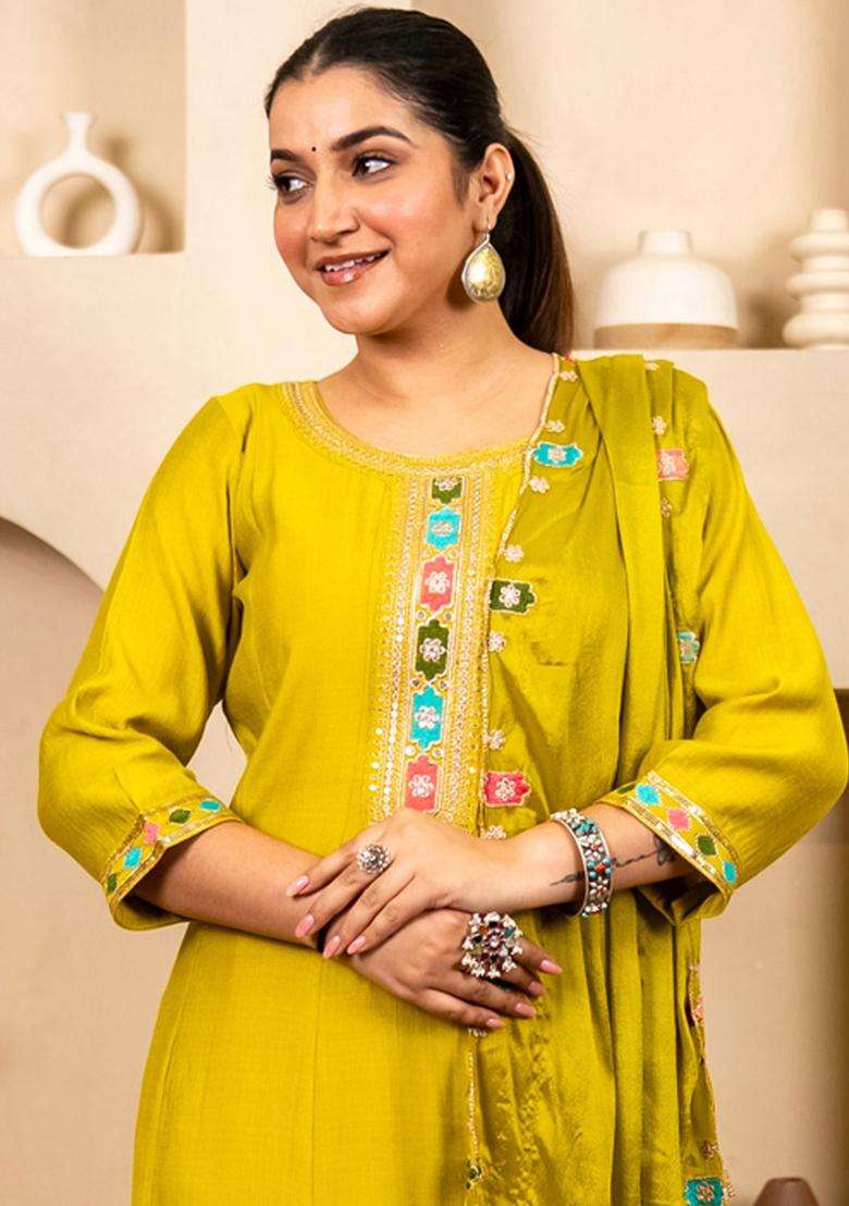 Lime Green Embroidered Silk Blend Kurta Set - Indya