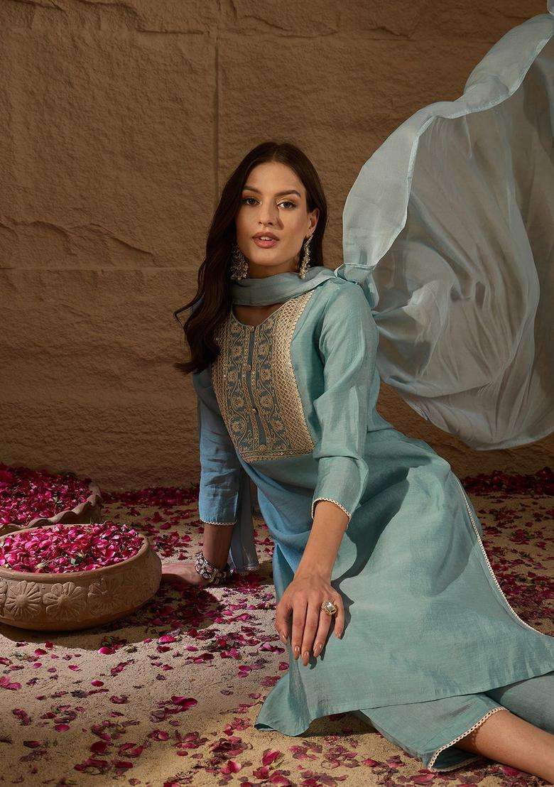 Grey Embroidered Silk Blend Kurta Set - Indya