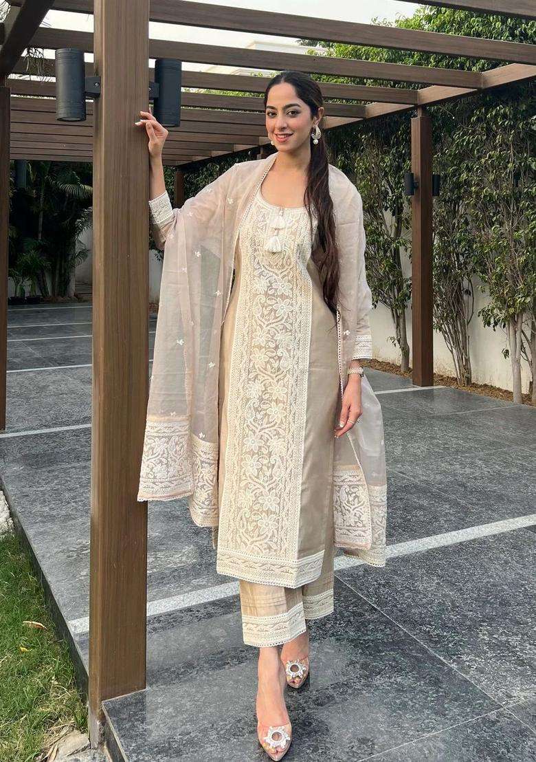 Cream Embroidered Chanderi Kurta Set - Indya