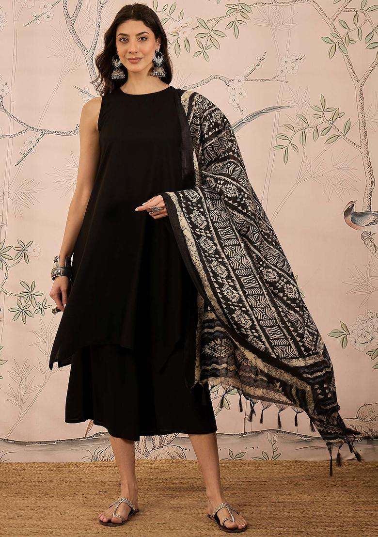Black Solid Viscose Kurta Set - Indya
