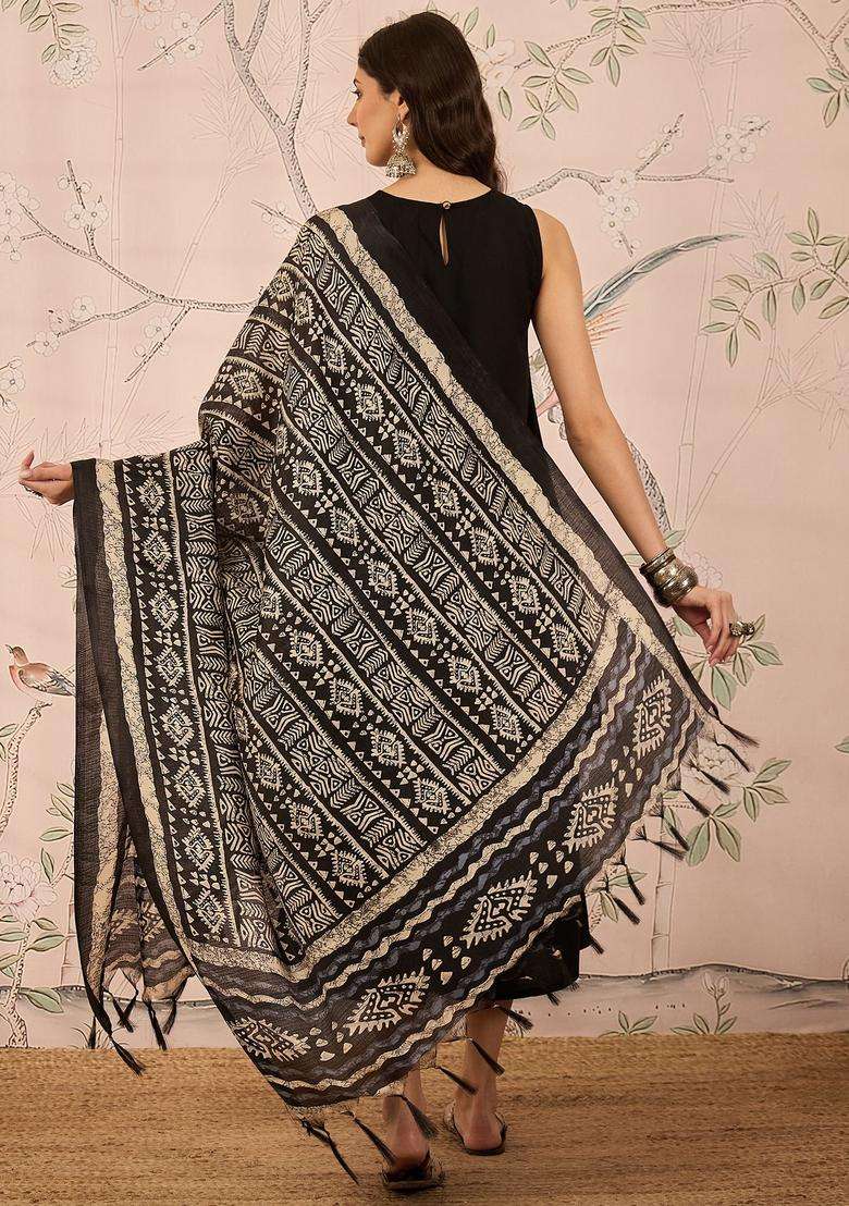 Black Solid Viscose Kurta Set - Indya