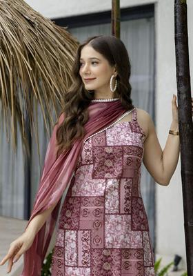 Pink Printed Cotton Straight Kurta Sets