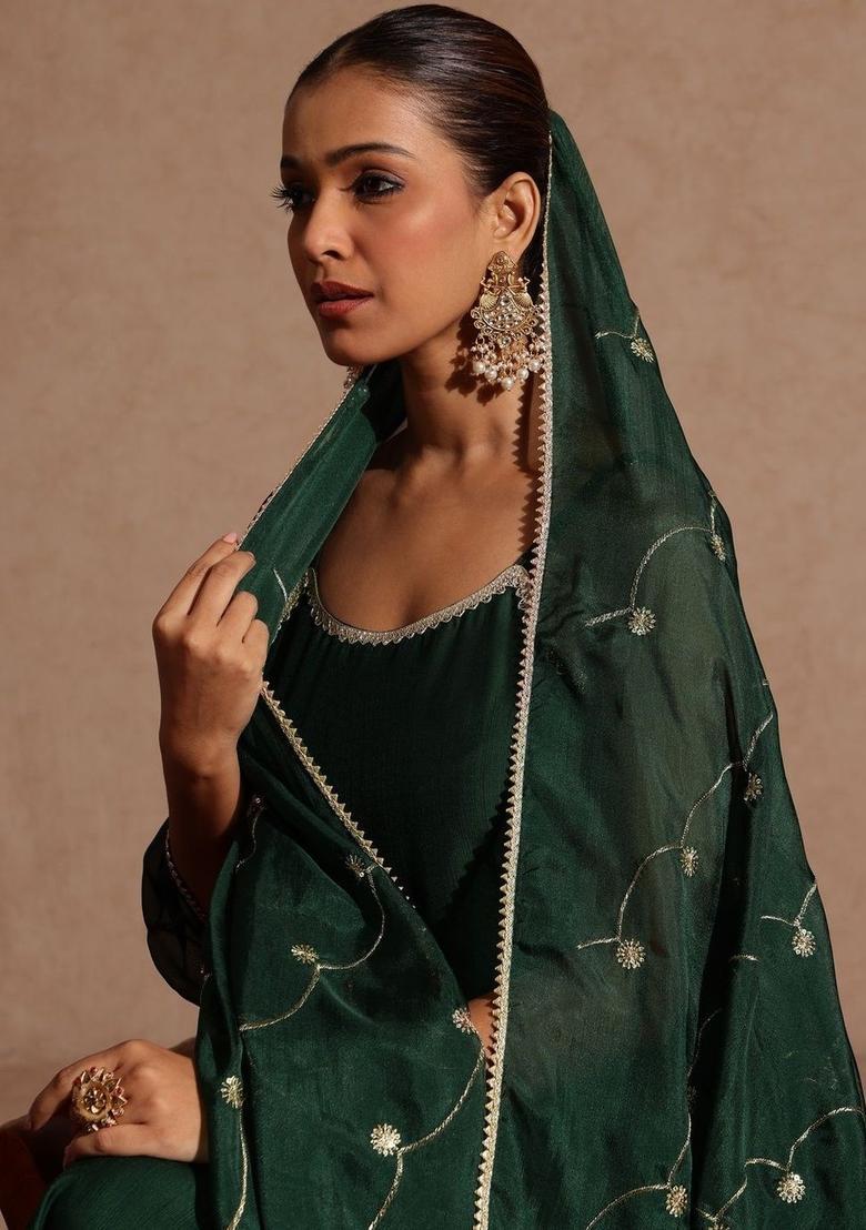 Green Solid Silk Straight Kurta Sets - Indya