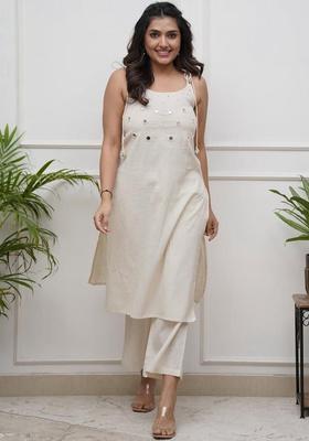 Off White Solid Cotton Straight Kurta Sets