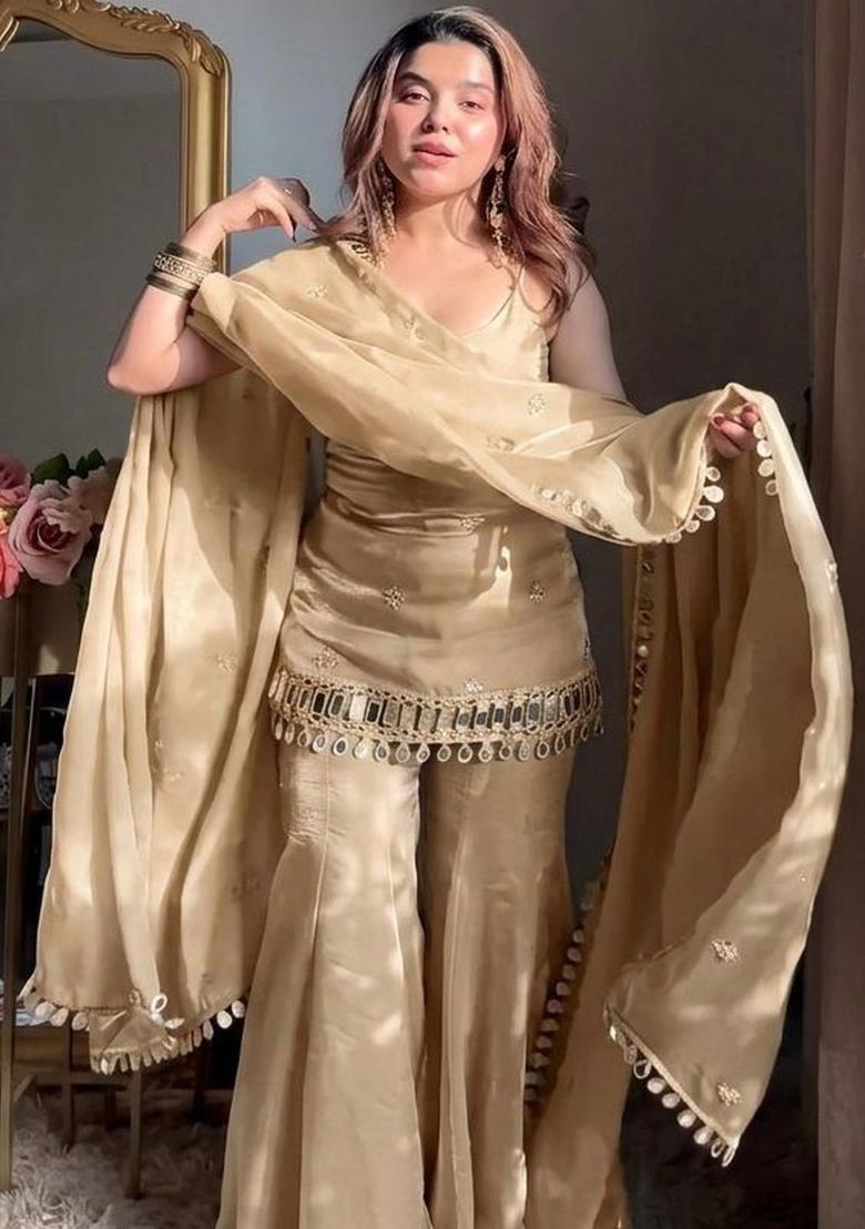 Peach Embroidered Silk Straight Kurta Sets - Indya