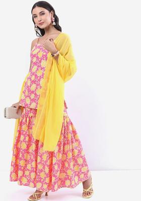 Pink Printed Polyester Straight Kurta Sets