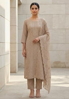 Peach Embroidered Georgette Salwar Kameez