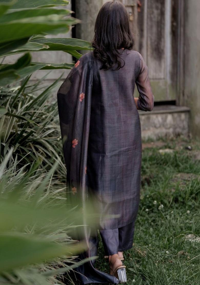 Blue Printed Silk Blend Kurta Sets - Indya