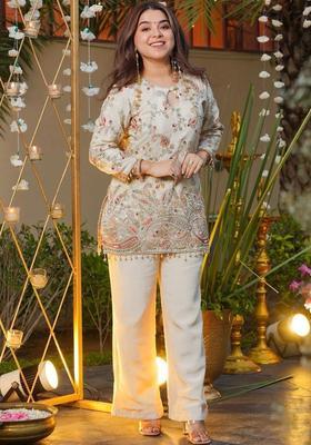 Off White Embroidered Silk Blend Kurta Sets