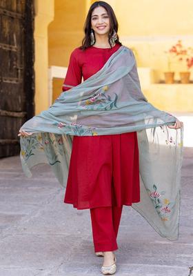 Maroon Solid Cotton Kurta Sets