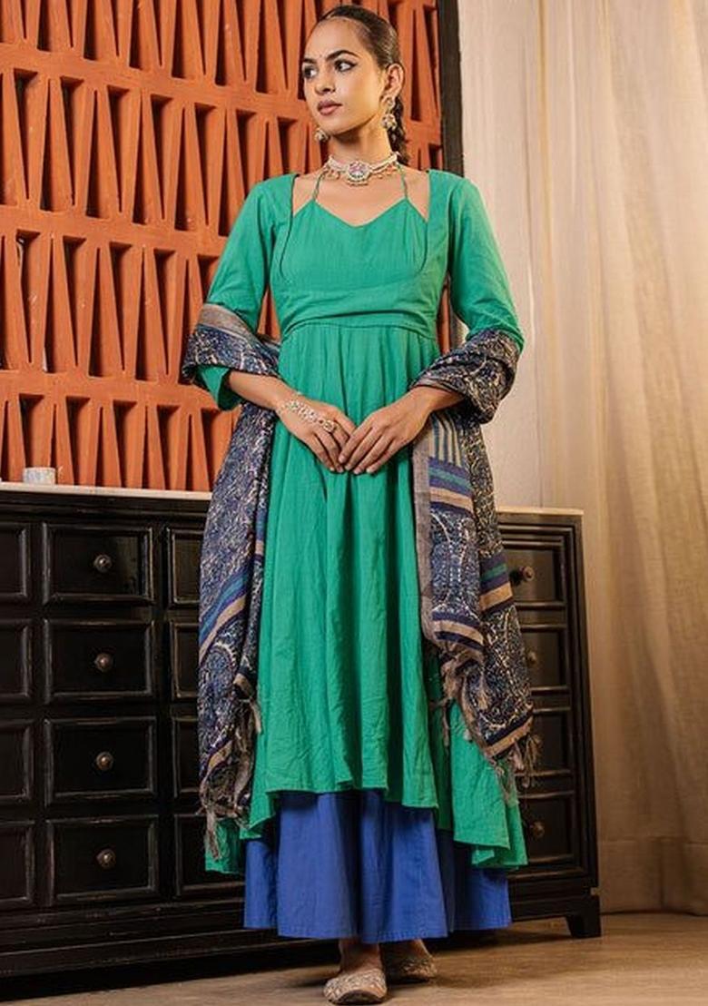 Green Solid Cotton Kurta Sets - Indya