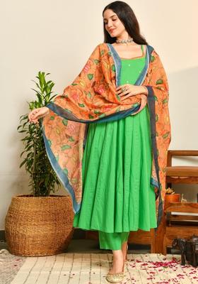 Green Solid Cotton Kurta Sets